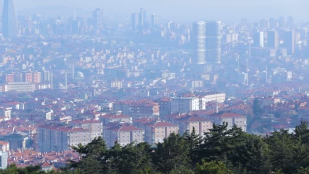 Dimma Över Skyskrapor Och Hus Istanbul Turkiet Urban Miljökatastrof — Stockvideo