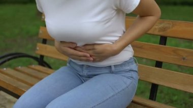 İnce erkek keskin karın ağrısı, duygu ülser Park, sağlık acı