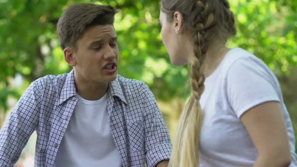 Teenage Couple Love Quarreling Outdoors Jealousy Relationship Resentment — Stock Video