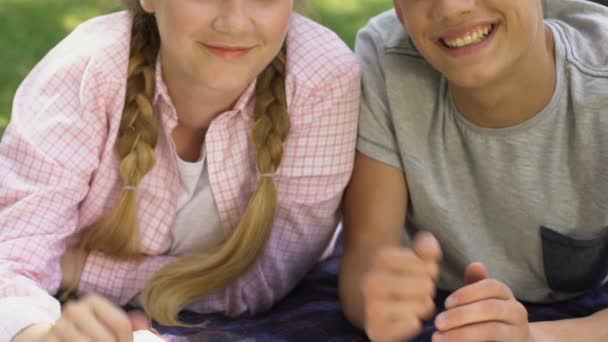 Coup Pouce Pour Les Adolescents Programme Échange Étudiants Éducation Étranger — Video