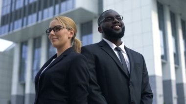 Başarılı girişimciler poz fotoğraf makinesi, iş geliştirme uzmanları için