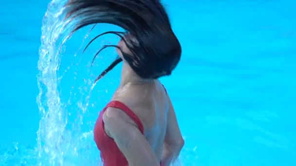 Attractive Girl Long Dark Hair Emerging Water Seduction Tricks — Stock Video