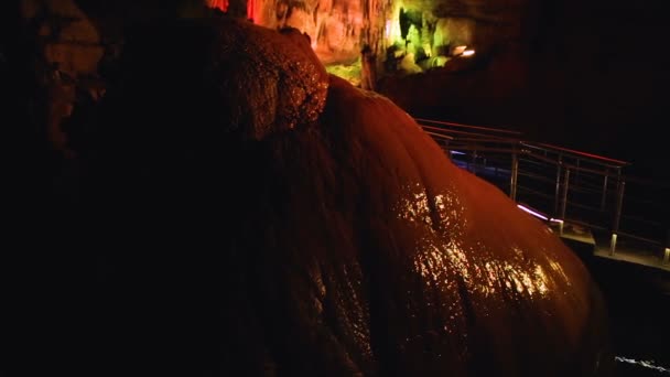 Eau Goutte Goutte Intérieur Mystérieuse Grotte Montagnes Caucasiennes Kutaisi Géorgie — Video