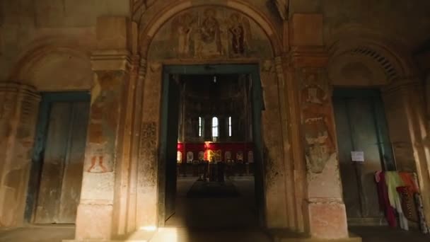 Kutaisi Georgia Circa Abril 2018 Turismo Ciudad Entrada Monasterio Gelati — Vídeo de stock