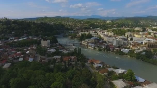 Grote Groene Kutaisi Stad Georgië Luchtfoto Rivier Rioni Bergen — Stockvideo