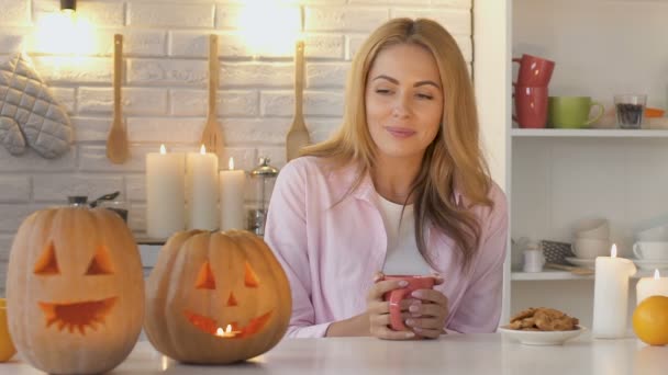 Madre Fatto Zucca Halloween Attesa Bambini Dolcetto Scherzetto Scherzo — Video Stock