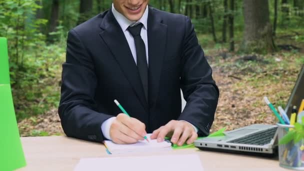 Male Suit Writing New Ideas Young Generation Eco Friendly Environment — Stock Video
