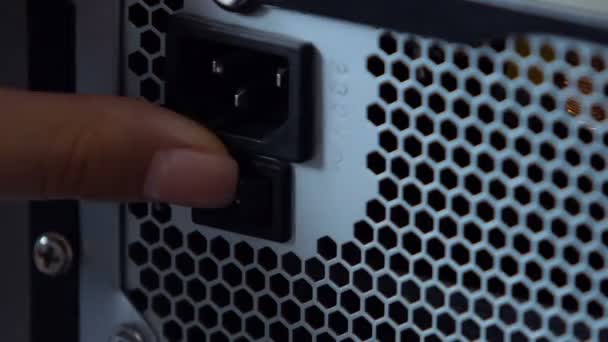 Включение Кнопки Питания Генератор Сервер Компьютера Устаревшие Технологии — стоковое видео