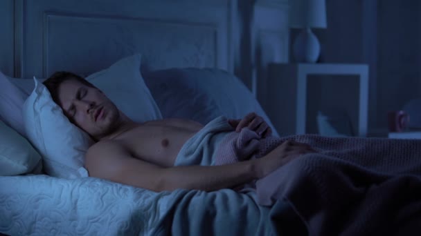 Young Male Waking Night Suffering Post Traumatic Syndrome Nightmare — Stock Video