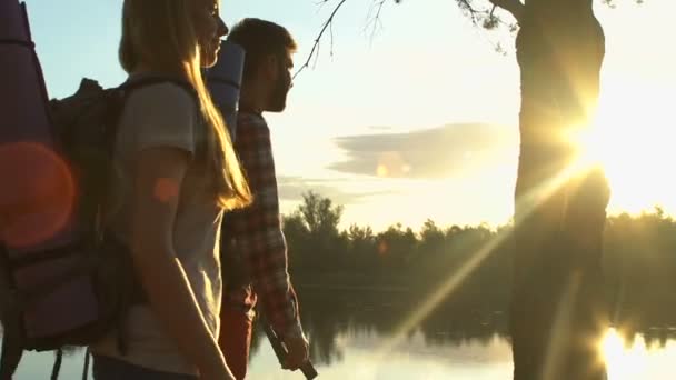 Backpacker Couple Trekking Forest Enjoying Amazing Sunset Tree Trip — Stock Video