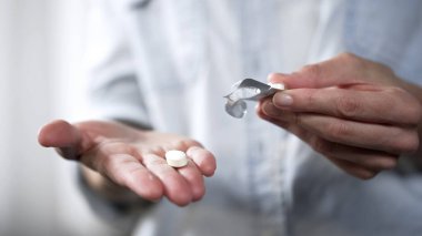 El, tıp ve sağlık, ilaç tablet yalan beyaz