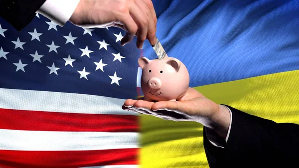 Investissement Américain Ukraine Main Mettant Argent Dans Tirelire Sur Fond — Photo
