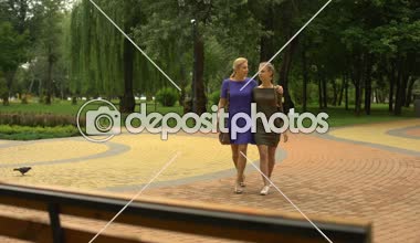 Anne ve kızı harcama zaman birlikte, Aile ilişkileri, mutlu hafta sonu