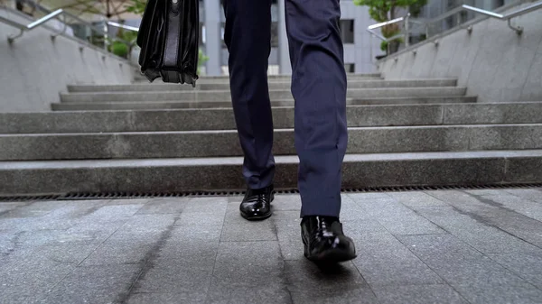 Office Worker Leaving Business Center Walking Stairs Unsuccessful Interview — Stock Photo, Image