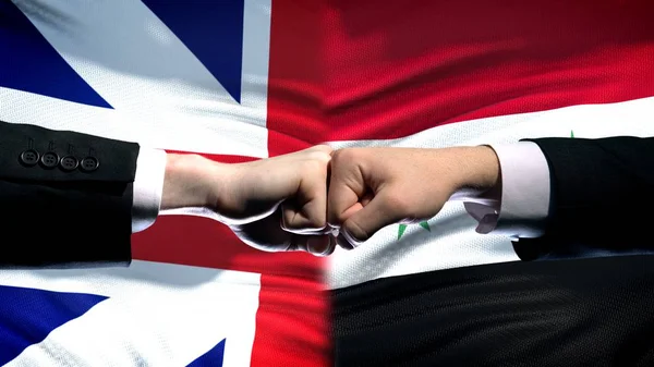 Great Britain Syrien Konflikt Nävar Flagga Bakgrund Diplomatisk Kris — Stockfoto