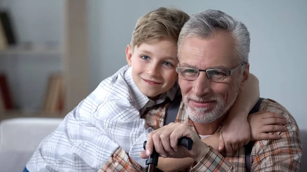 Grandson Cuddling Grandfather Love Precious Family Minutes Elderly Care — Stock Photo, Image