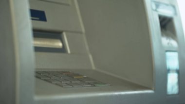 Otomatik vezne makinesi yakın kadar Atm, güvenli para çekme düğmeleri