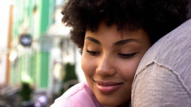 Kız arkadaşım dışında ihale ilişkiler, aşk yakınlık, sarılma erkek dating