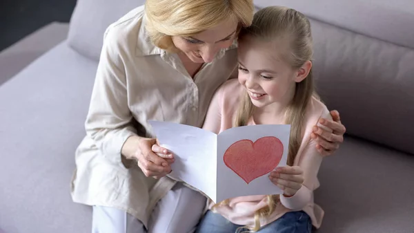 Beautiful Little Girl Showing Her Valentine Card Grandmother Kids Love — Stock Photo, Image