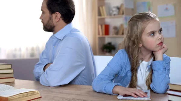 Stubborn Father Daughter Sitting Table Keeping Silent Conflict Family — Stock Photo, Image