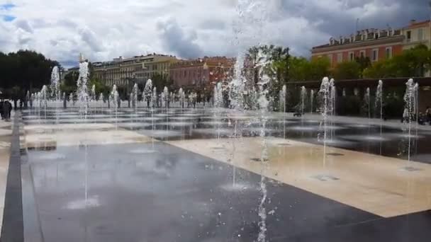 Fuente Espejo Niza Corrientes Agua Refrescantes Entretenimiento Visitas Turísticas — Vídeo de stock