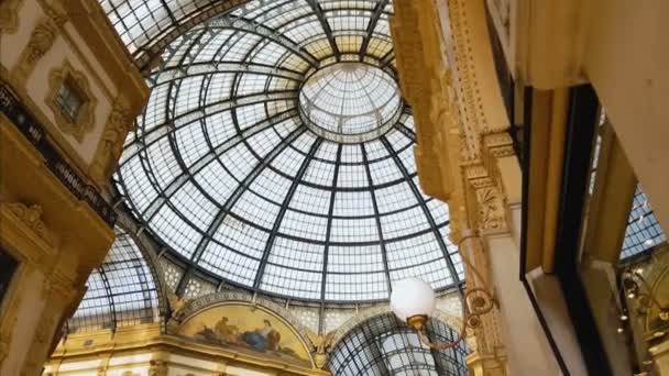 Εσωτερική Στοά Του Διάσημου Galleria Vittorio Emanuele Ιστορική Αρχιτεκτονική — Αρχείο Βίντεο