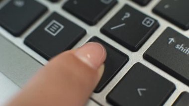 Pc programları ile özel işlemi gerçekleştirmek için kontrol tuşuna basarak el