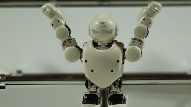 Artificiell Intelligens Robot Modellen Stretching Armar Framtida Teknik Och Leksak — Stockvideo