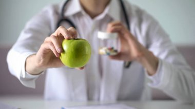 Hapları yerine organik gıda öneren doktor, sağlıklı beslenme bağışıklık destekler.