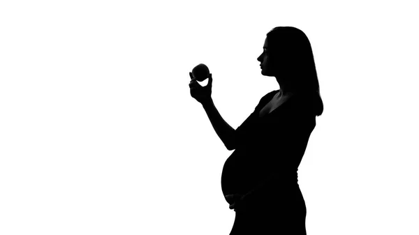 Siluet Wanita Hamil Makan Apel Makanan Sehat Selama Masa Kehamilan — Stok Foto