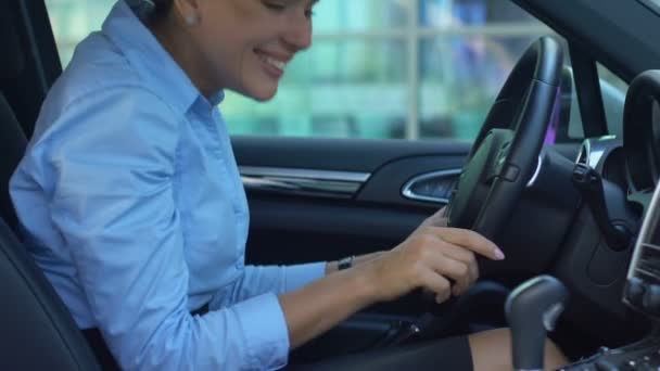 Overjoyed Female Pleased First Purchased Car Touches Random Buttons Auto — Wideo stockowe