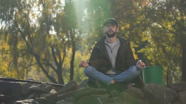Fisherman Meditating River Bank Lotus Pose Yoga Asana Relaxation Wild — Stock Video