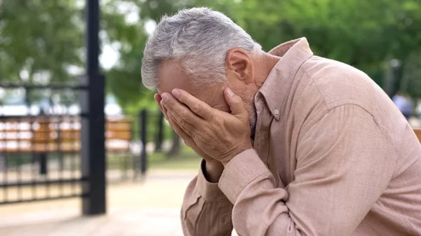 Desperate Pensioner Crying Covering Eyes Hands Suffering Loss Problem — Stock Photo, Image