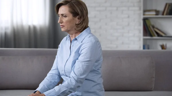 Depressed Senior Lady Sitting Couch Feeling Anxious Psychological Problems — Stock Photo, Image