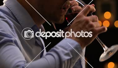 Mutsuz adam kız arkadaşıyla kavga telefon, hoş olmayan konuşma, çatışma