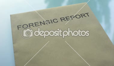 Adli tıp raporu gizliliği kaldırılmış, klasör üzerindeki mühür önemli belgelerle damgalama