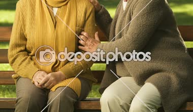 Eski arkadaşım belada, yardımcı kadın kaybı ile birlikte, şefkat başa çıkma