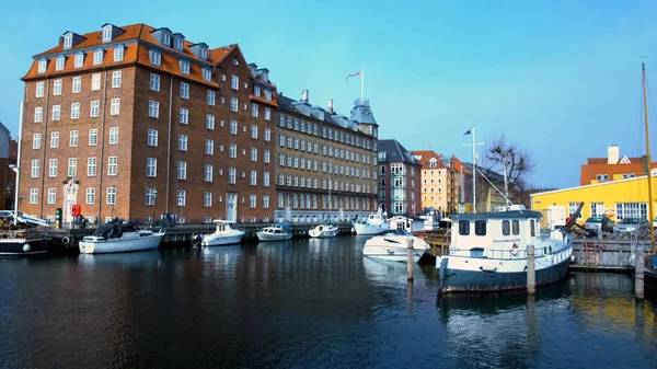 Arquitetura Antiga Com Bandeira Acenando Porto Copenhague Turismo Resort — Fotografia de Stock