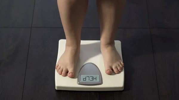 Ajutor Cuvinte Scris Ecran Cântare Grăsime Femeie Măsurarea Greutății Obezitate — Fotografie, imagine de stoc