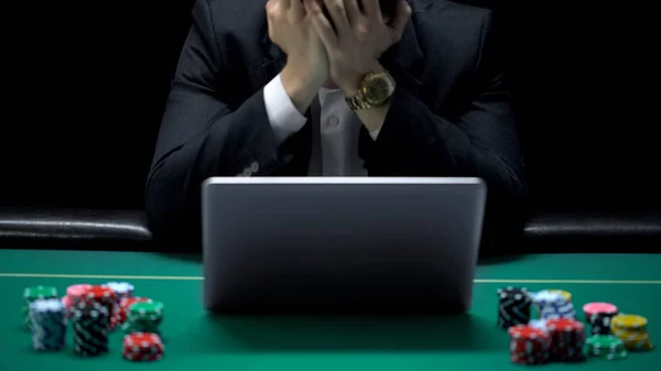 Devastated Businessman Front Laptop Losing All Bet Online Addiction — Stock Photo, Image