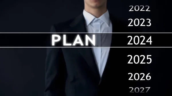Terv 2024 Üzletember Választja Fájlt Virtuális Képernyő Elkezd Stratégia — Stock Fotó
