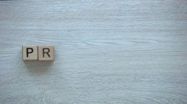 Gebelik, tahta küpleri, aile planlaması ve çocuklar üzerindeki kelime koyarak el