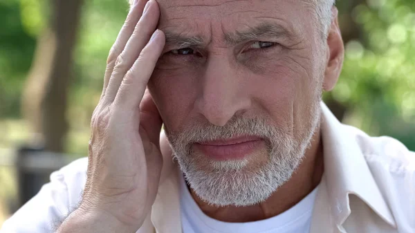 Old Male Suffering Migraine Health Problems Brain Cancer Risk Painkillers — Stock Photo, Image