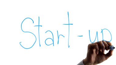 Girişimci start-up kelimeyi yazmaya beyaz arka plan, iş fikri, strateji