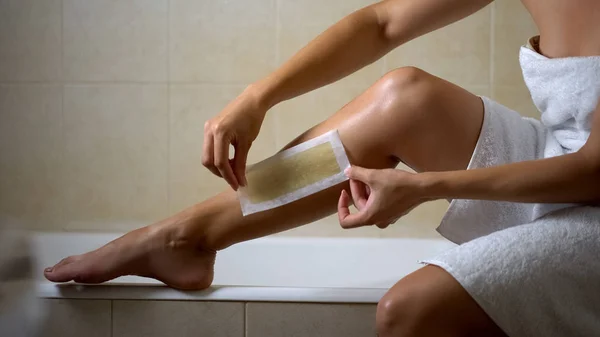 Wax Depilation Lady Removing Strip Leg Bathroom Preparing Date — Stock Photo, Image