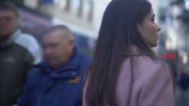 Evden çalışan, anksiyete saldırı acı aile içi şiddet kurbanı