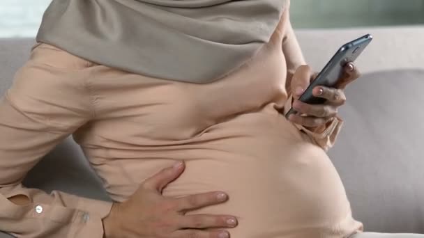 Pregnant Woman Feeling Discomfort Belly Calling Emergency Phone Pain — Stock Video