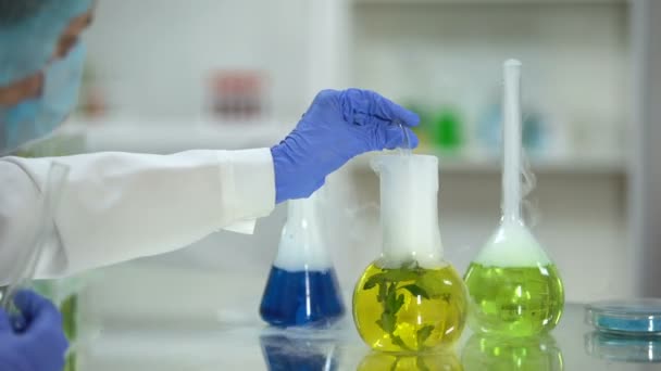Chemist Taking Organic Liquid Sample Flask Plant Dermatology Extract — Stock Video