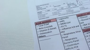 D vitamini, boş, laboratuarında ad denetleme doktor tüp kan örneği gösterilen