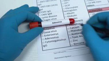 Adenovirus, Doktor laboratuvar boş, gösteren kan örneğinde tüp hastalığında kontrol